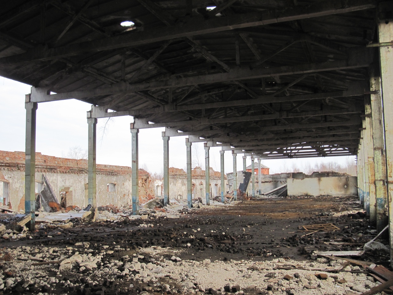 Вязниковец Игорь Федотов показал, как сейчас выглядит заброшенный завод в поселке Никологоры