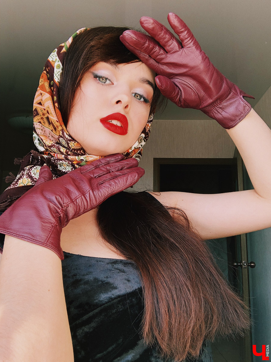 “Какие огромные стрелки”, - заметите вы, и будете правы. Но именно таков мир бьюти-экспериментов. Наш корреспондент совершил сразу три перевоплощения за один день