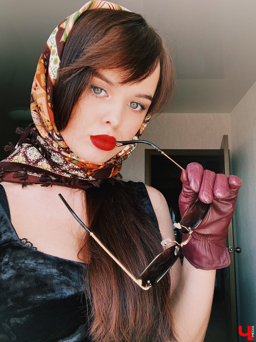 “Какие огромные стрелки”, - заметите вы, и будете правы. Но именно таков мир бьюти-экспериментов. Наш корреспондент совершил сразу три перевоплощения за один день