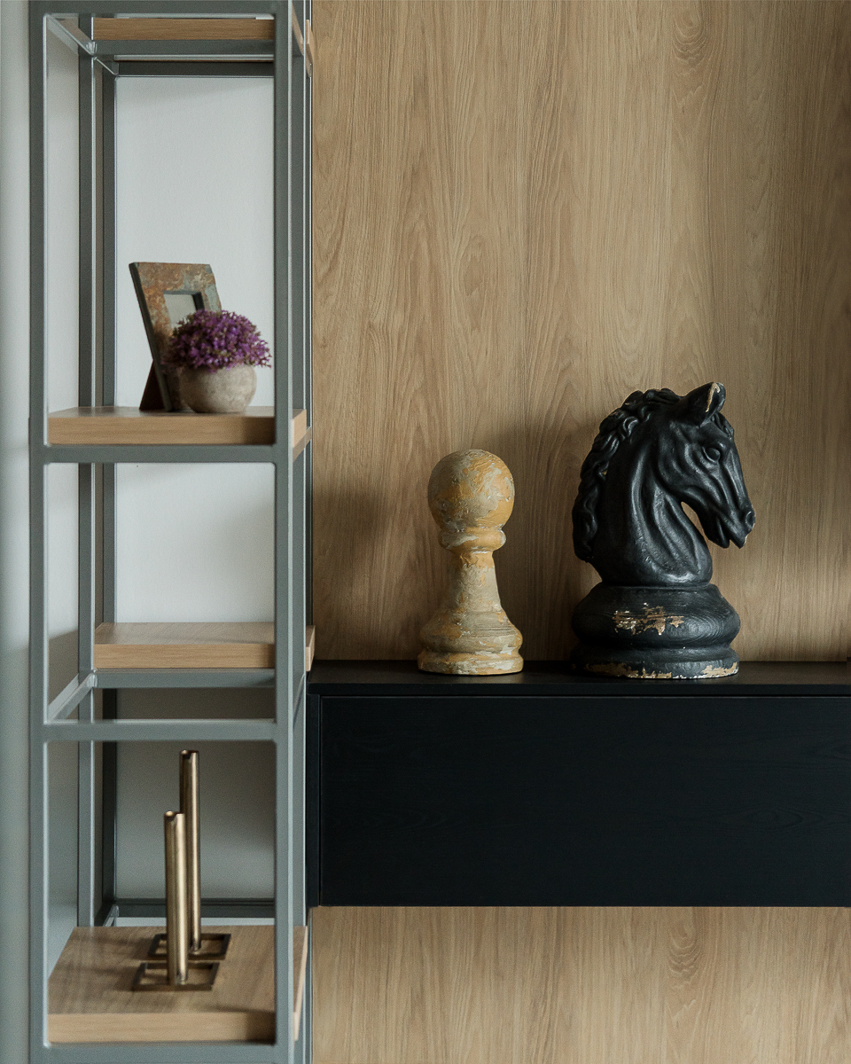 Владимирские дизайнеры превратили пустую коробку с голыми стенами в красивое, функциональное и индивидуальное пространство