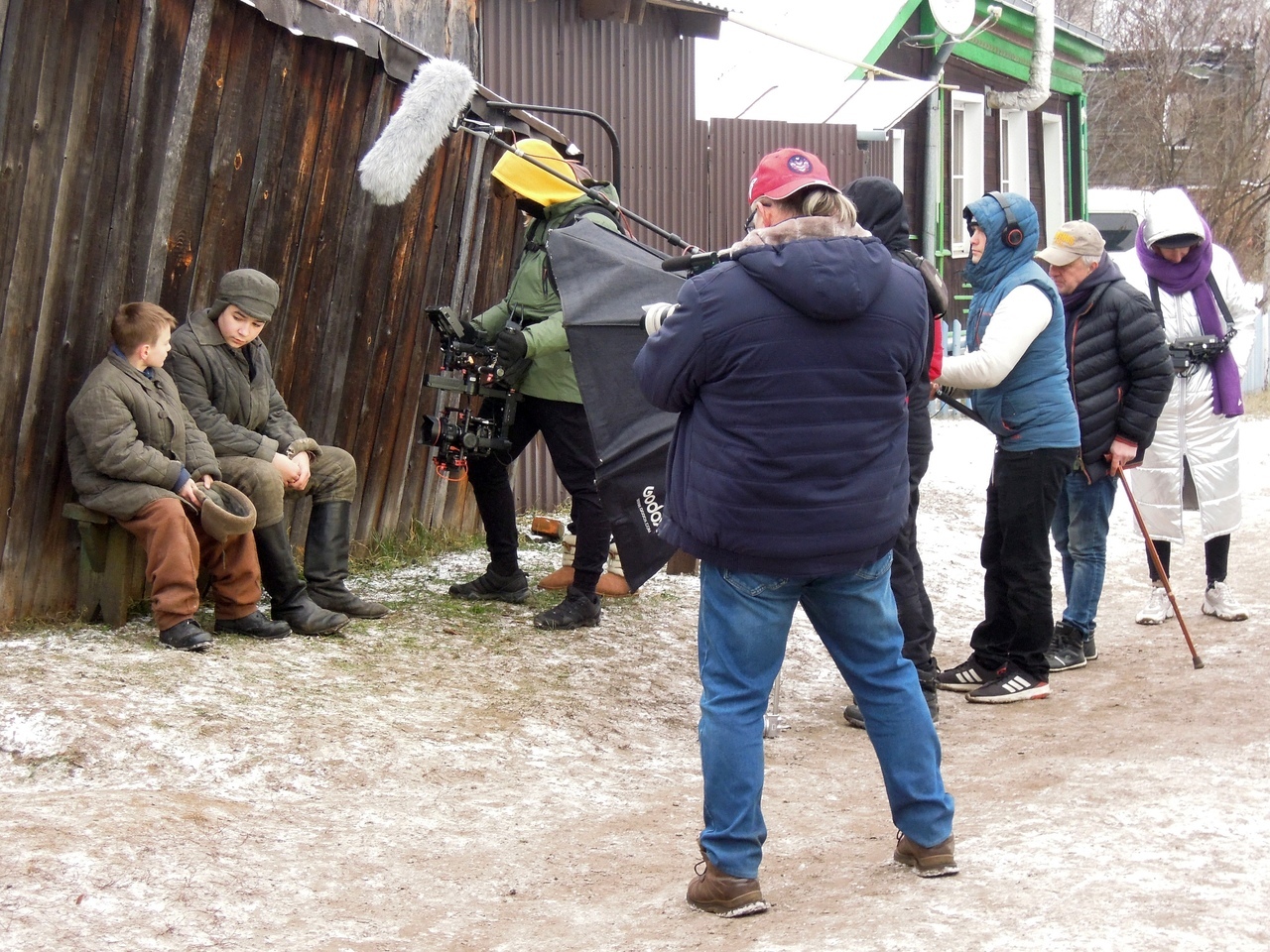 Творческий процесс полон преград и лишений. Финансирование фильма «Ванька» владимирского режиссера Игоря Мельникова приостановилось. Однако, автор кинокартины не собирается сдаваться
