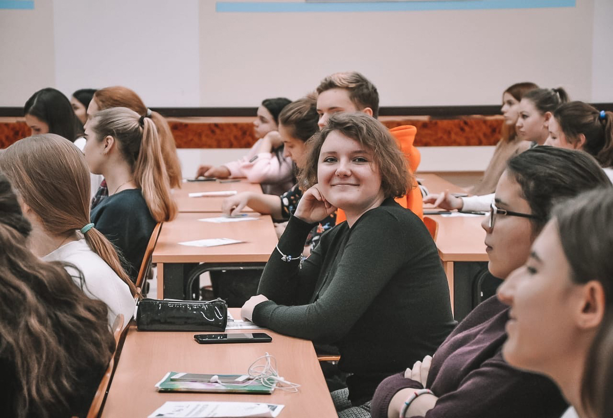 Делимся подробностями грядущих университетских госов: кому придется сдавать экзамены и как выглядит онлайн-защита дипломов