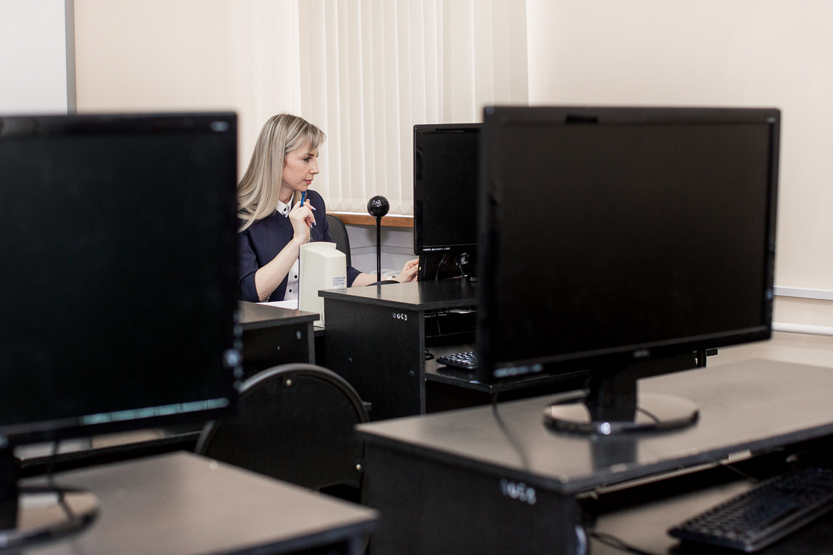 Делимся подробностями грядущих университетских госов: кому придется сдавать экзамены и как выглядит онлайн-защита дипломов