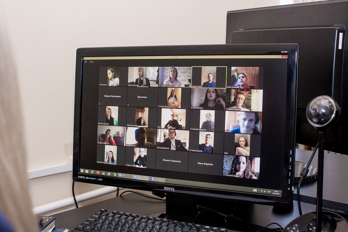 Делимся подробностями грядущих университетских госов: кому придется сдавать экзамены и как выглядит онлайн-защита дипломов