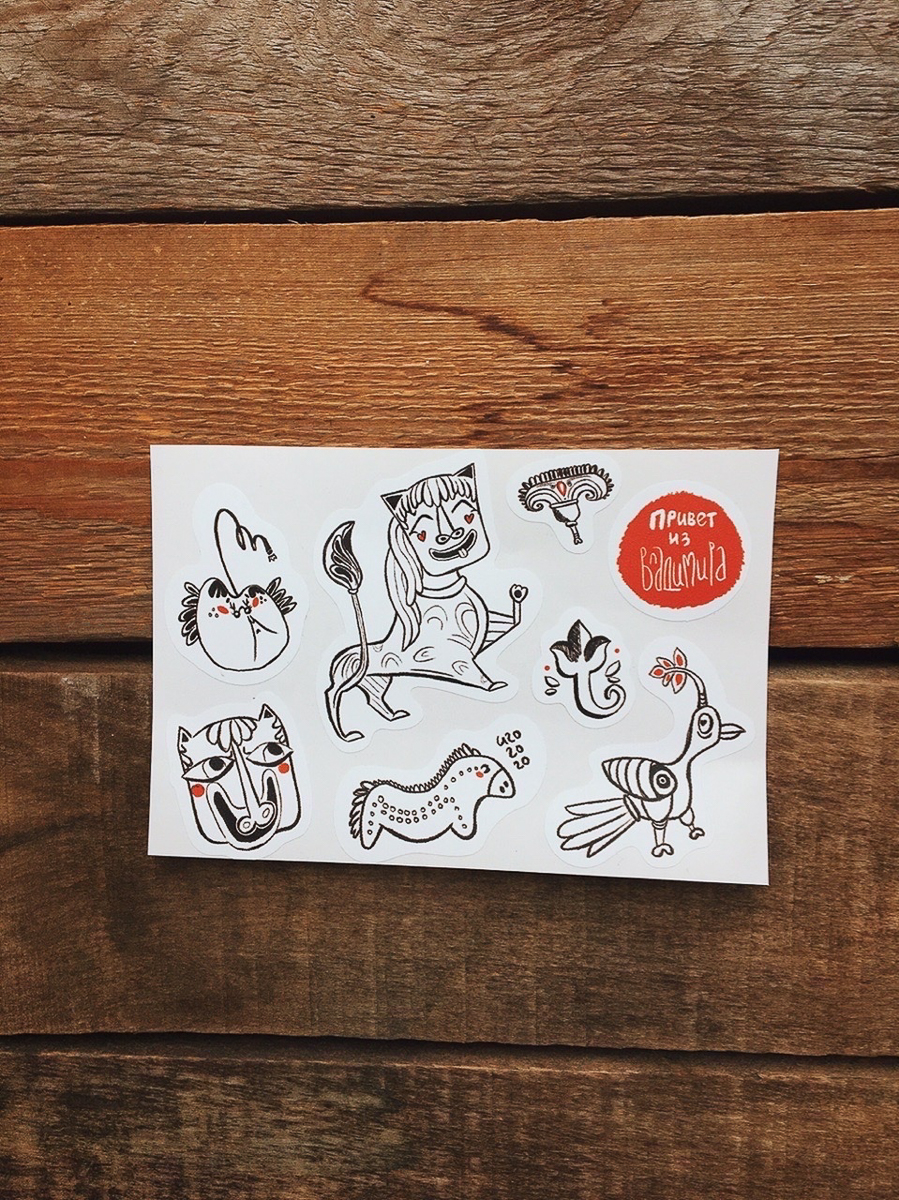 Эволюция сувениров во Владимире продолжается: теперь это мерч с эксклюзивными надписями и дизайнерская продукция с символикой города