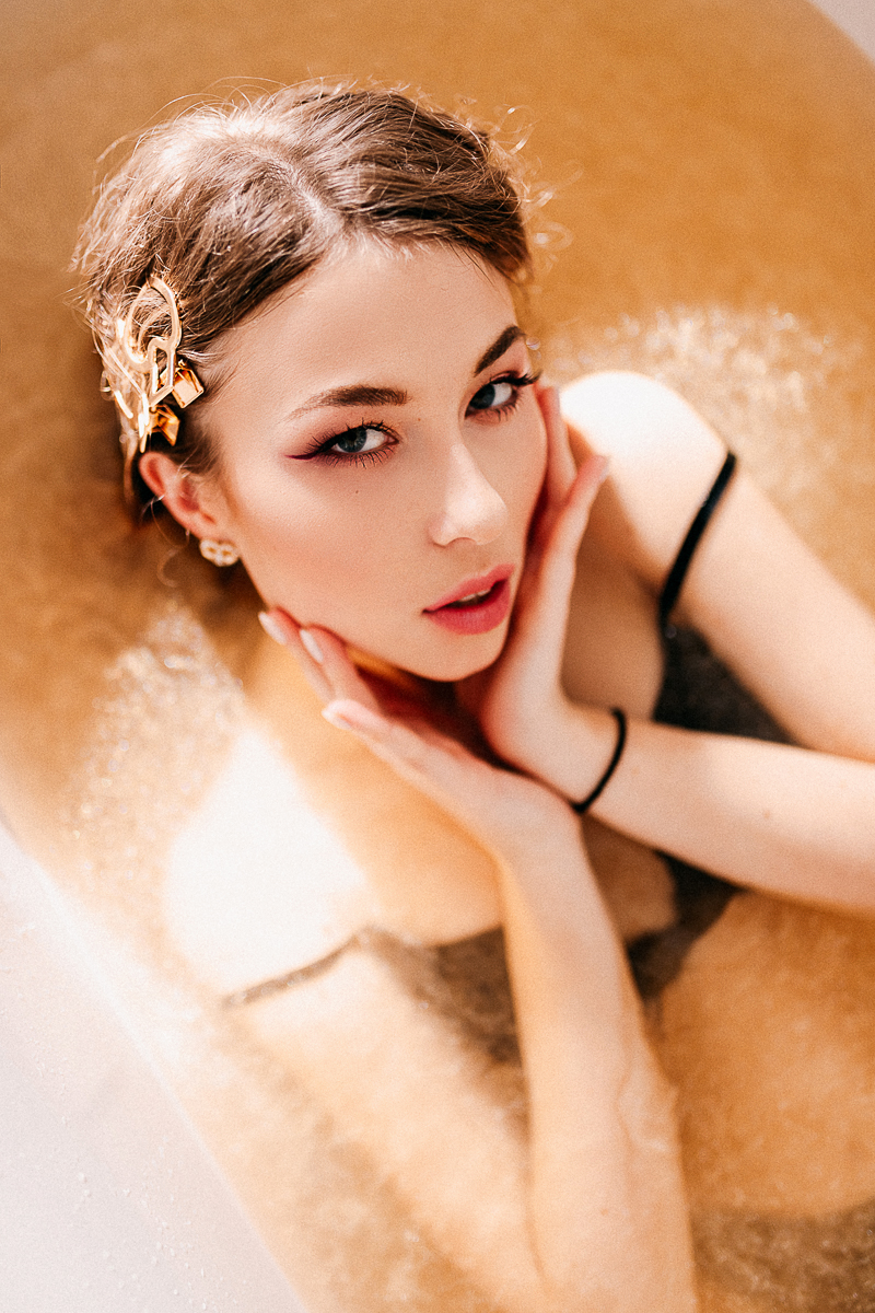 Модель Елена Теплова из Владимира стала участницей конкурса «Miss Maxim 2020». В случае победы она украсит обложку и разворот топового мужского журнала