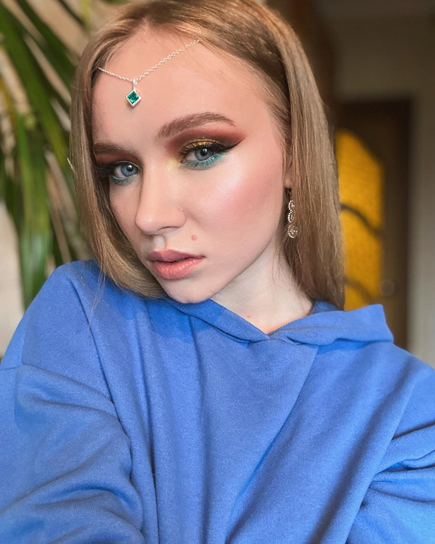 Владимирские визажисты поучаствовали в общероссийских онлайн-марафонах и поборолись за ценные призы