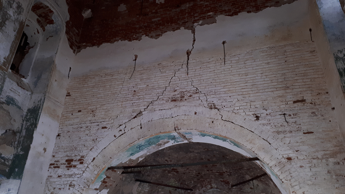 Фоторепортаж из села Семеновское-Советское Суздальского района. Описание разрушенного храма