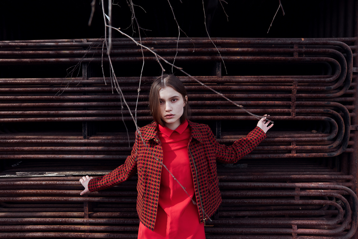 Владимирский фэшн-фотограф Даша Мягкая за период самоизоляции вошла в топ-100 на международной выставке и опубликовалась в двух журналах