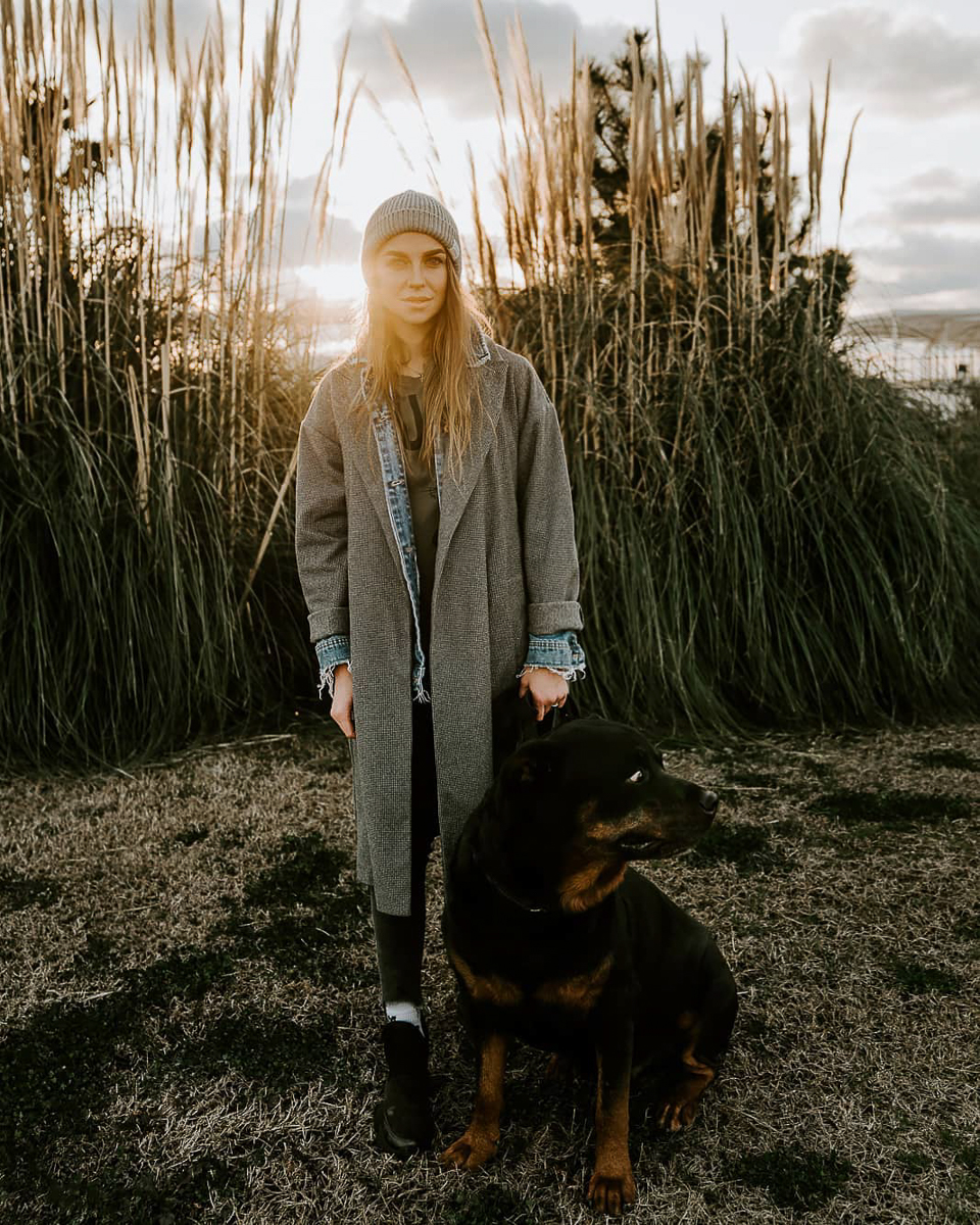 Обеспечить крышу над головой потерявшемуся коту или собаке из приюта может и хочет далеко не каждый. В современном мире это даже своего рода геройство. Мы подготовили для вас несколько таких историй