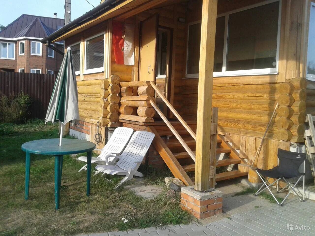 Чтобы стать дачником, не обязательно покупать землю и дом, можно просто взять все блага загородной жизни в аренду