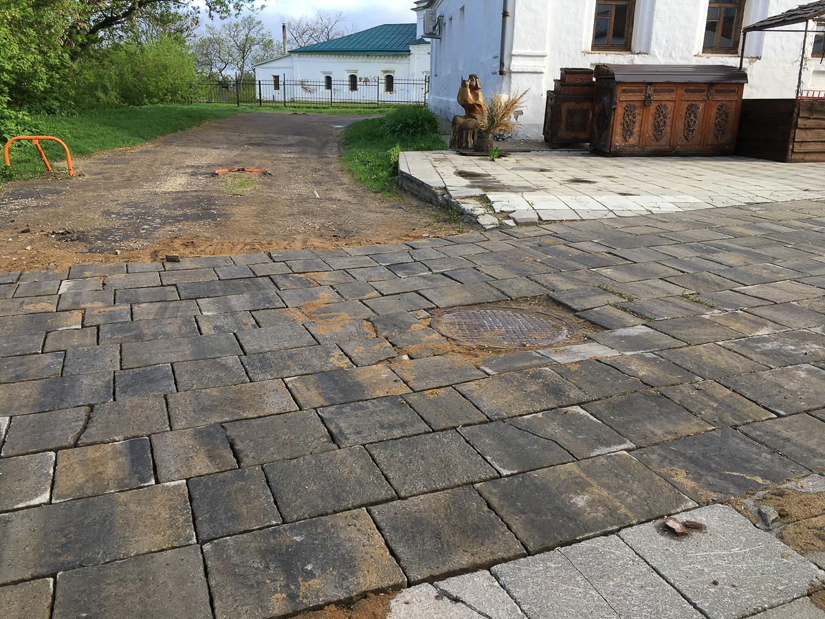 В Суздале исправляют недочеты, допущенные при реализации проекта «Зарядье. Активация»