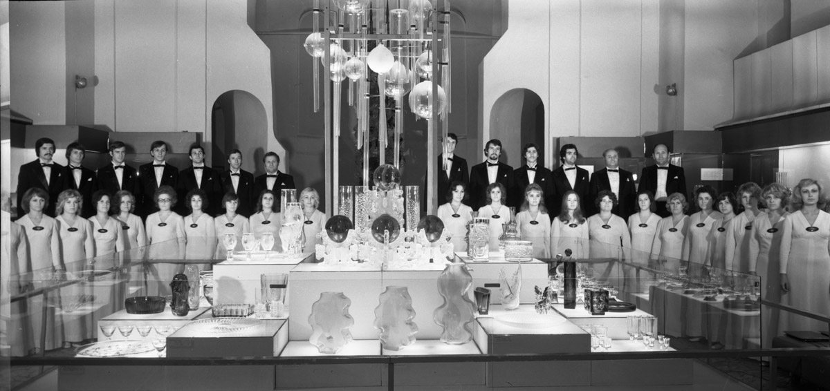 В 2019 году в Музее хрусталя и лаковой миниатюры начались ремонтно-реконструкционные работы. Сейчас идет монтаж экспозиции, но мы уже можем оценить результаты первого за 100 лет масштабного обновления