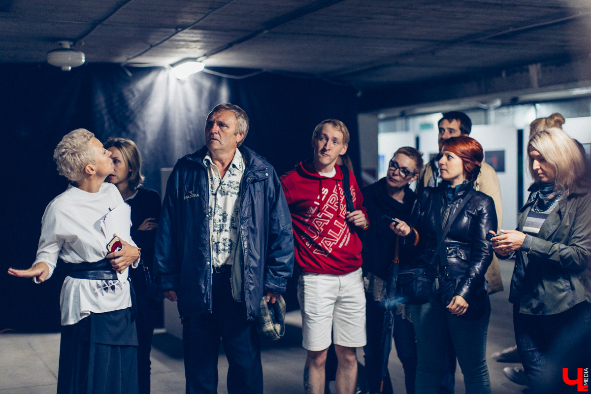 Диптих владимирского художника “Извержение мата - добрые слова” финансово помог медикам страны почти на 50 тысяч рублей