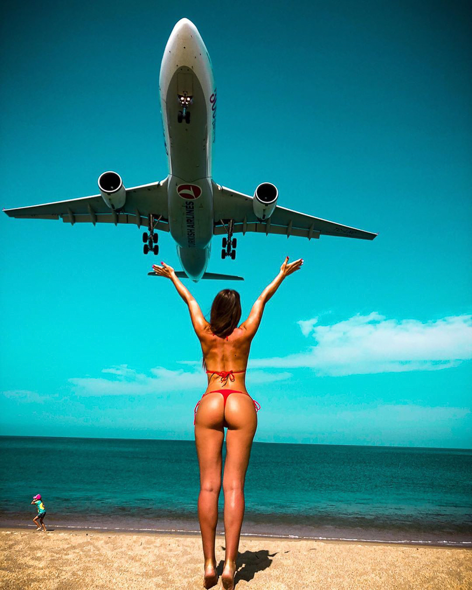 Откровенные фото не то, чем кажутся. Алина Балакина подчеркнула фишку популярных девушек-блогеров и на ее основе делает познавательный контент