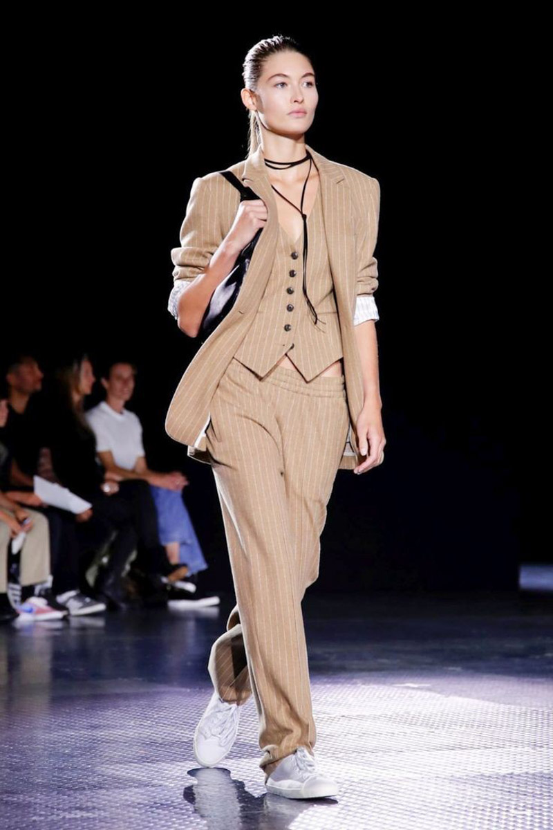 Оставляем все предрассудки о летнем гардеробе позади - владимирский имидж-консультант Александра Креар призывает побольше экспериментировать с принтами в самый жаркий сезон 2020 года