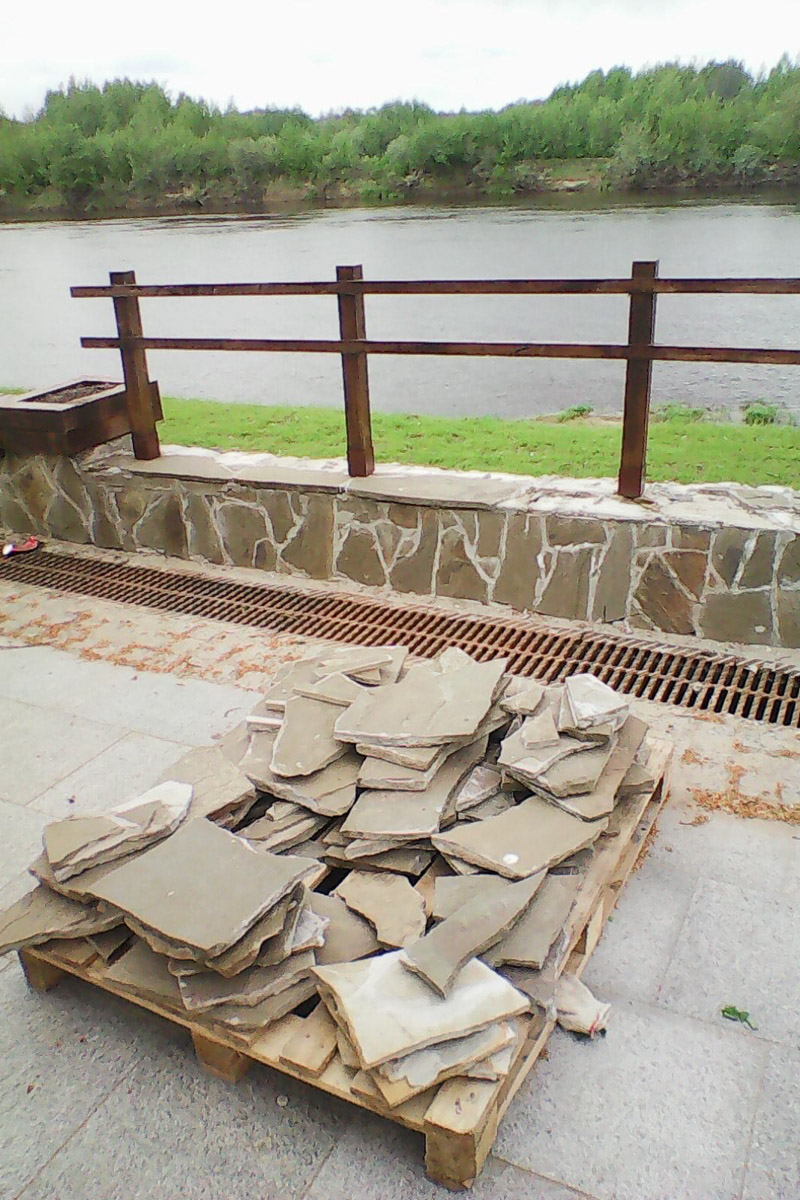 Во Владимирской области в 2020 году благоустроят 150 объектов. Хорошую новость портят сообщения о скандале в Гороховце. Новая набережная разваливается