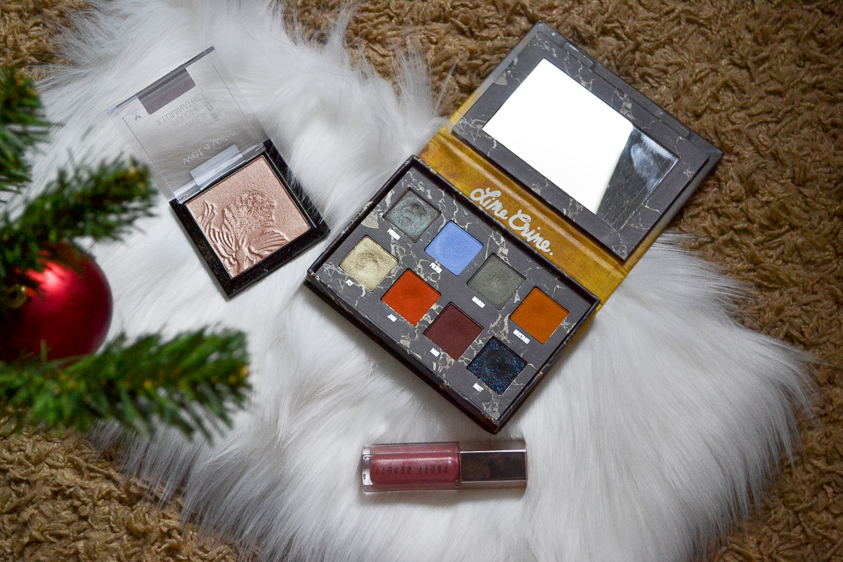 К прогулкам в масках и перчатках во время самоизоляции мы уже привыкли. А что изменится с открытием офисов и заведений? Владимирский урбанист рассказывает, ждать ли нам сенсорных дверей и модернизации всего на свете