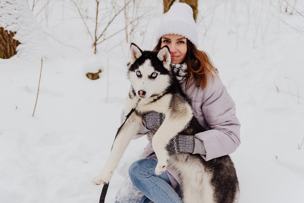 Благотворительный фотопроект «Сфотографируйся и ты», помогающий бездомным животным, совсем скоро отметит пятилетний юбилей. Показываем самые очаровательные снимки за всю его мини-историю