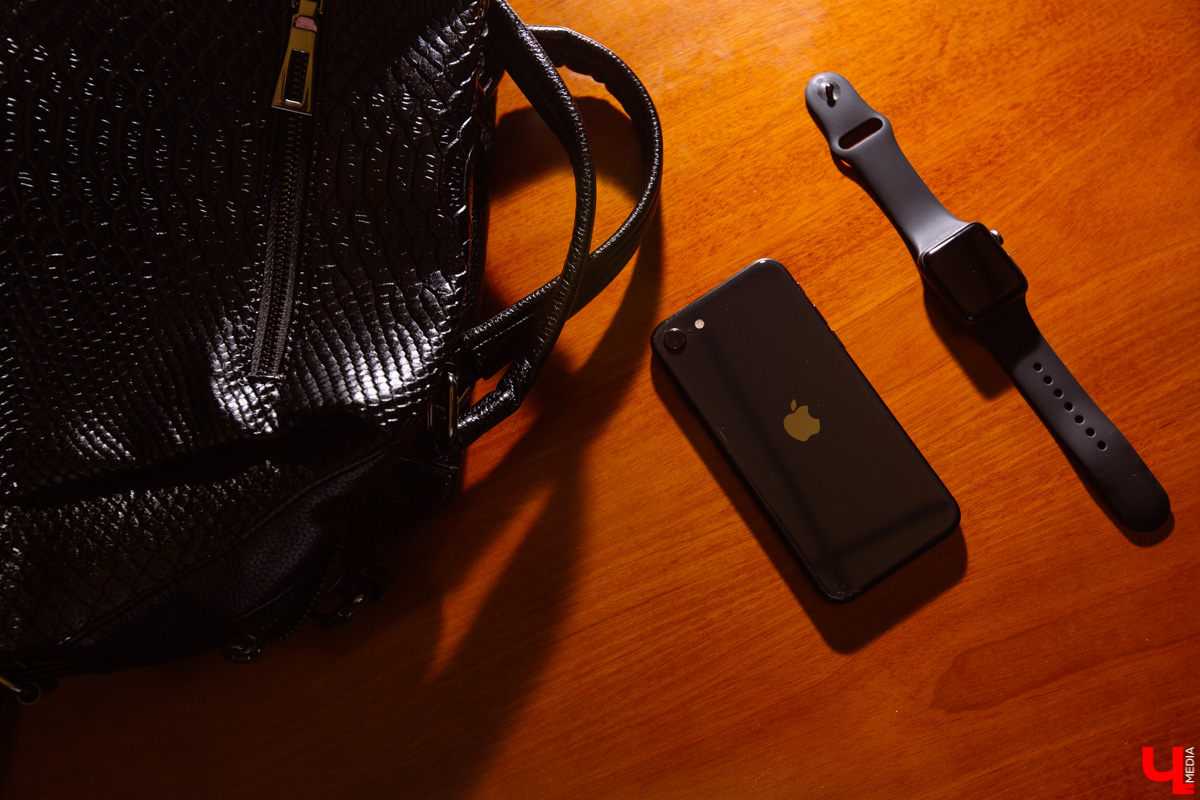 Тестируем новый гаджет вместе с владимирской студенткой Вероникой Устиновой