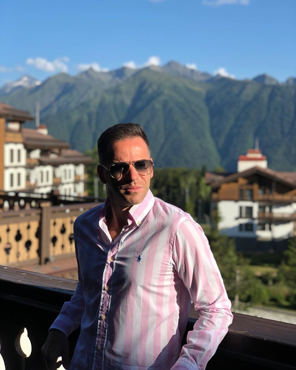 Сергей Сажин поделился своими убеждениями, связанными со стилем, и порассуждал о мужской моде во Владимире в целом