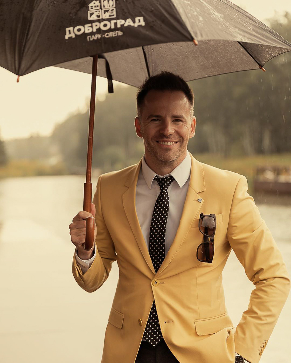 Сергей Сажин поделился своими убеждениями, связанными со стилем, и порассуждал о мужской моде во Владимире в целом