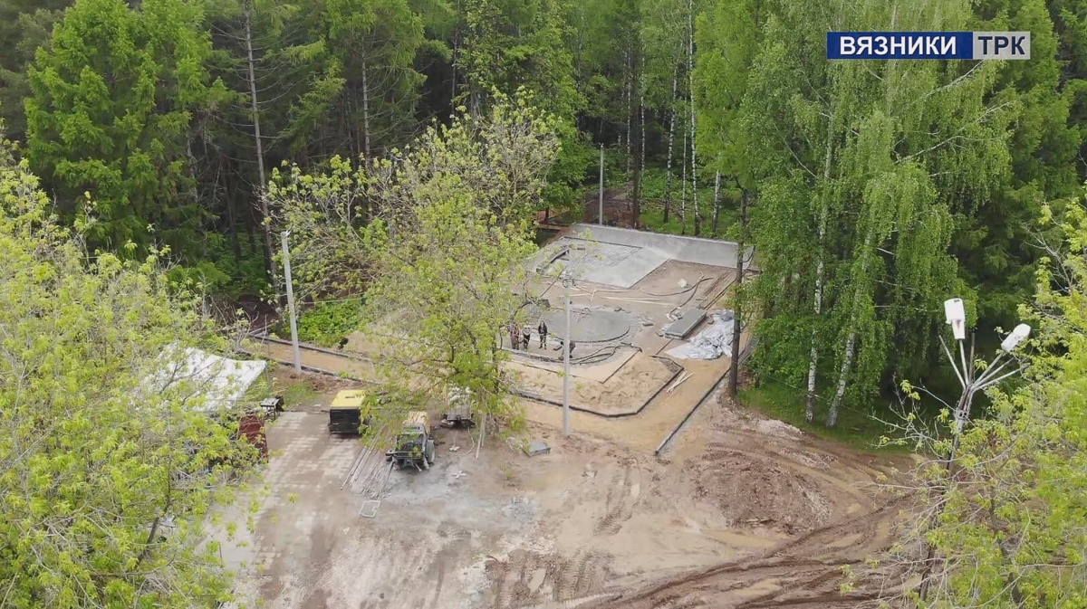 В июле в Вязниках должны закончить строительство нового скейт-парка. К осени во Владимире тоже появится площадка. А в Муроме она уже открыта