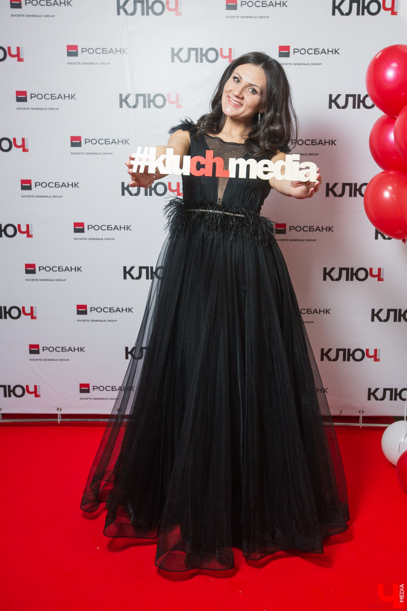 ЗАГСы во Владимире снова начали работать, но карантинные меры никто не отменял. Какие есть альтернативные варианты популярной по нынешним меркам «масочной свадьбе»?