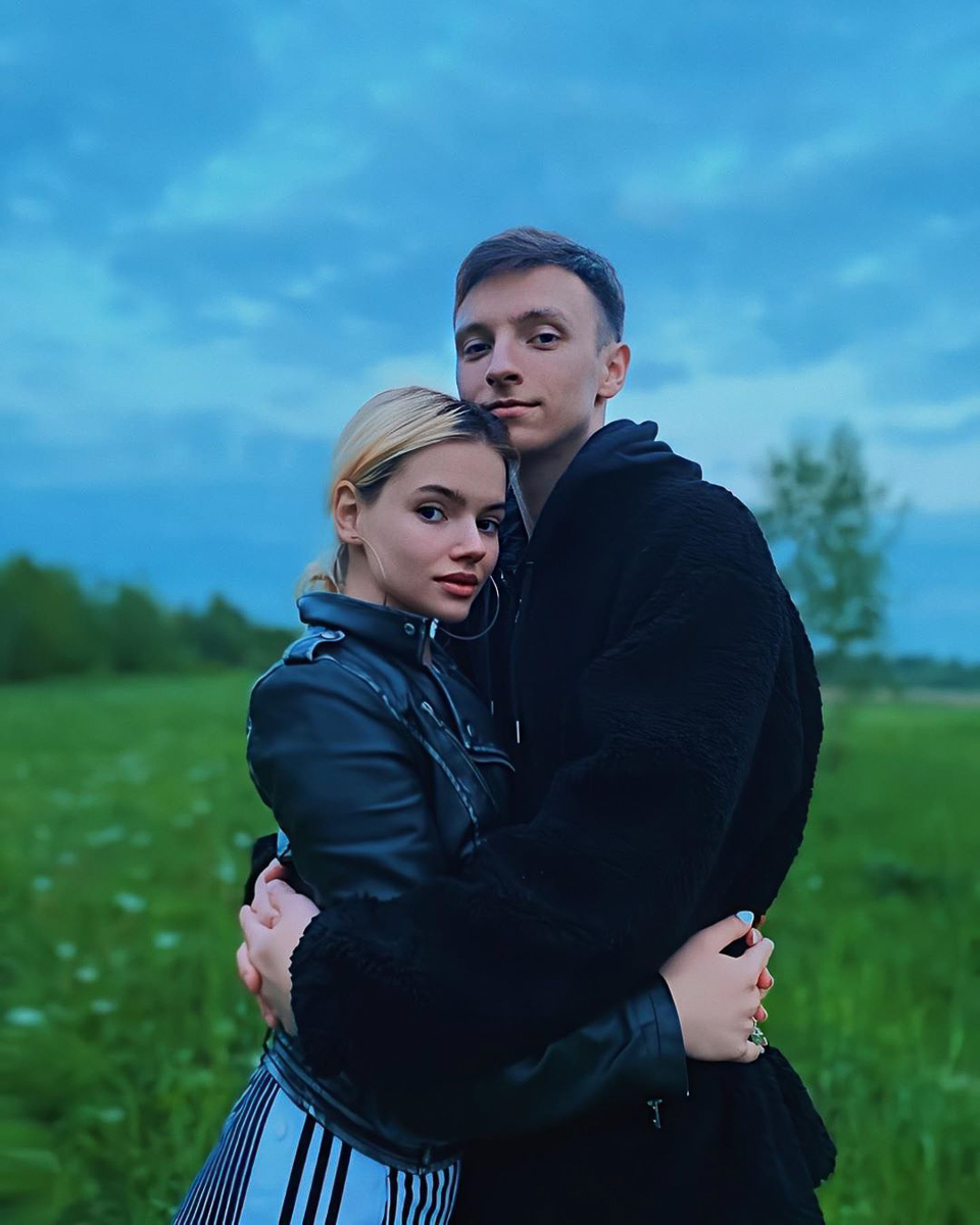 Наблюдаем за тем, как горожане радуются первому этапу снятия карантинных ограничений