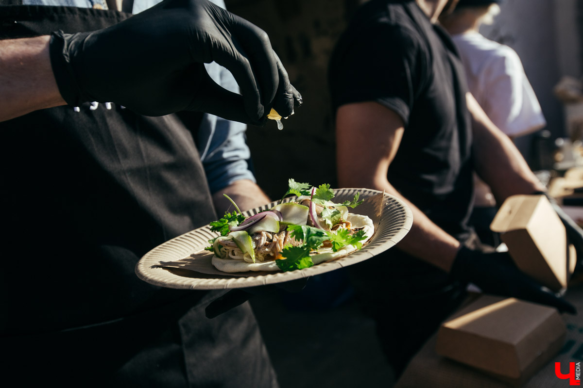 После отмены всех ограничений на Девической, 8 организуют «Ресторанный день» 24/7. Там можно будет отведать разнообразные блюда от владимирских энтузиастов, которые готовят с любовью