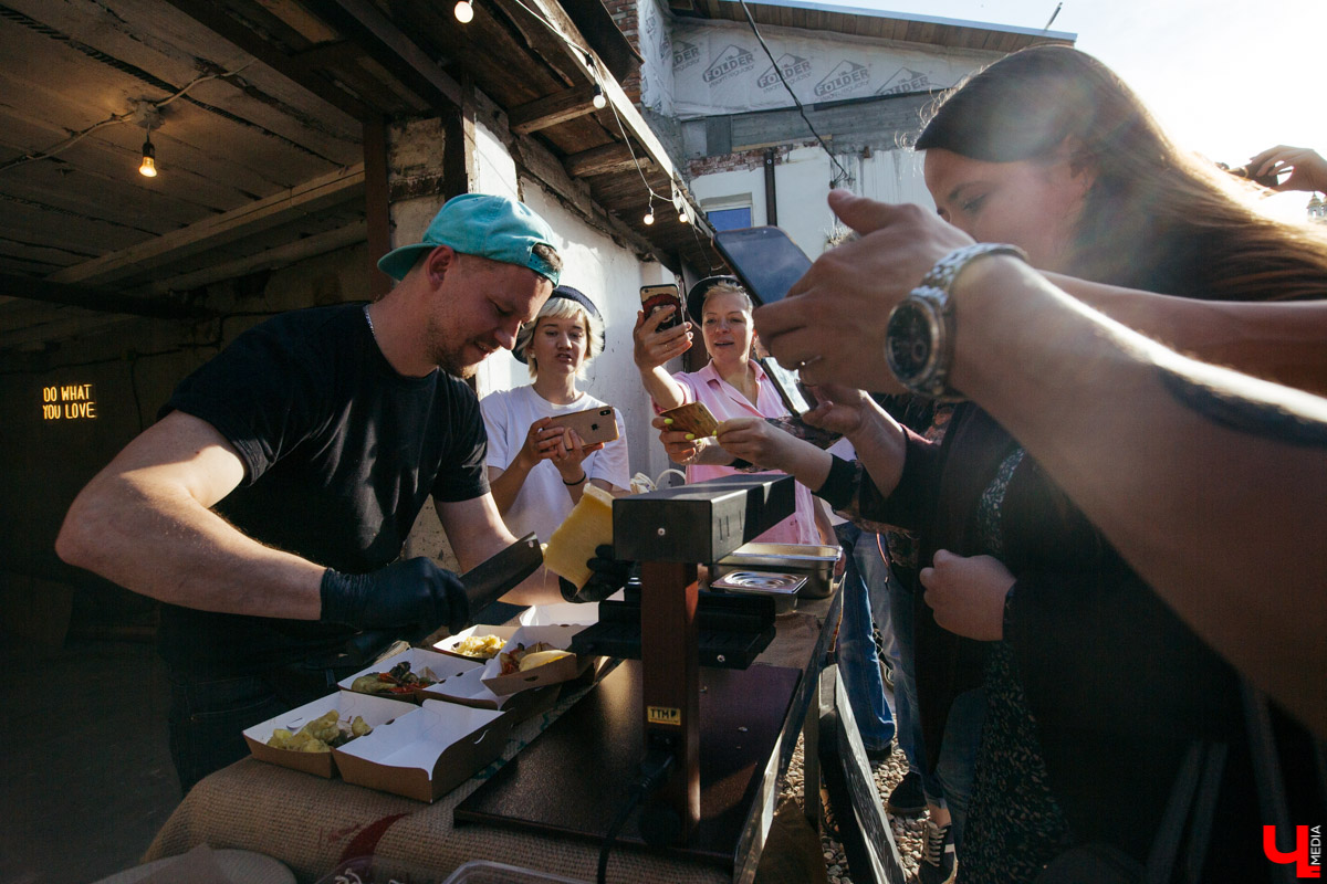 После отмены всех ограничений на Девической, 8 организуют «Ресторанный день» 24/7. Там можно будет отведать разнообразные блюда от владимирских энтузиастов, которые готовят с любовью