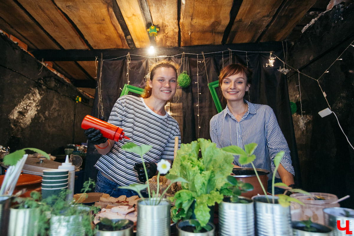 После отмены всех ограничений на Девической, 8 организуют «Ресторанный день» 24/7. Там можно будет отведать разнообразные блюда от владимирских энтузиастов, которые готовят с любовью