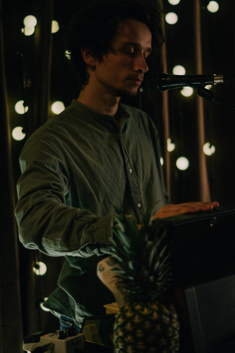 Гуляем по городу вместе с новым альбомом самых аэлитных музыкантов Владимира