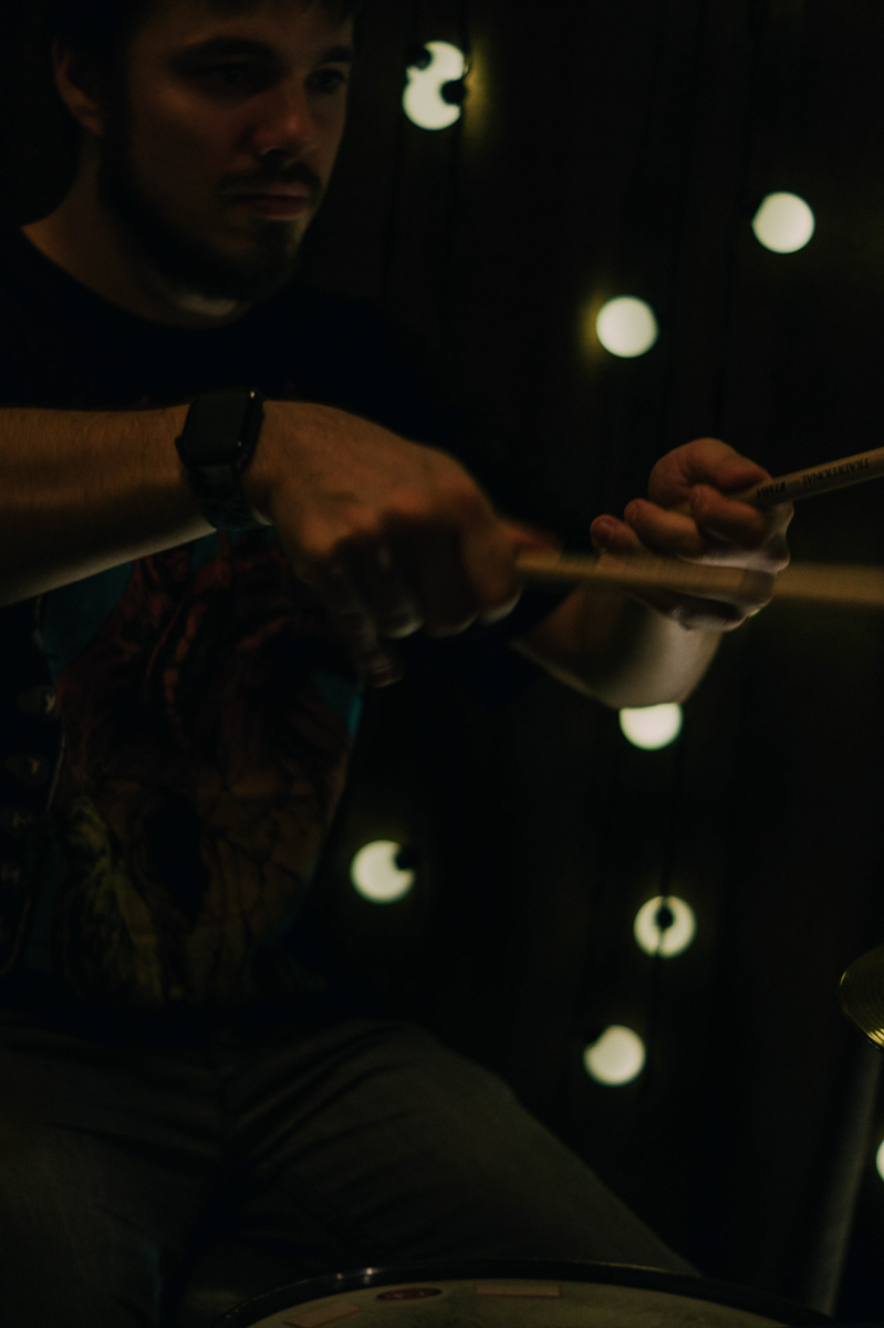 Гуляем по городу вместе с новым альбомом самых аэлитных музыкантов Владимира