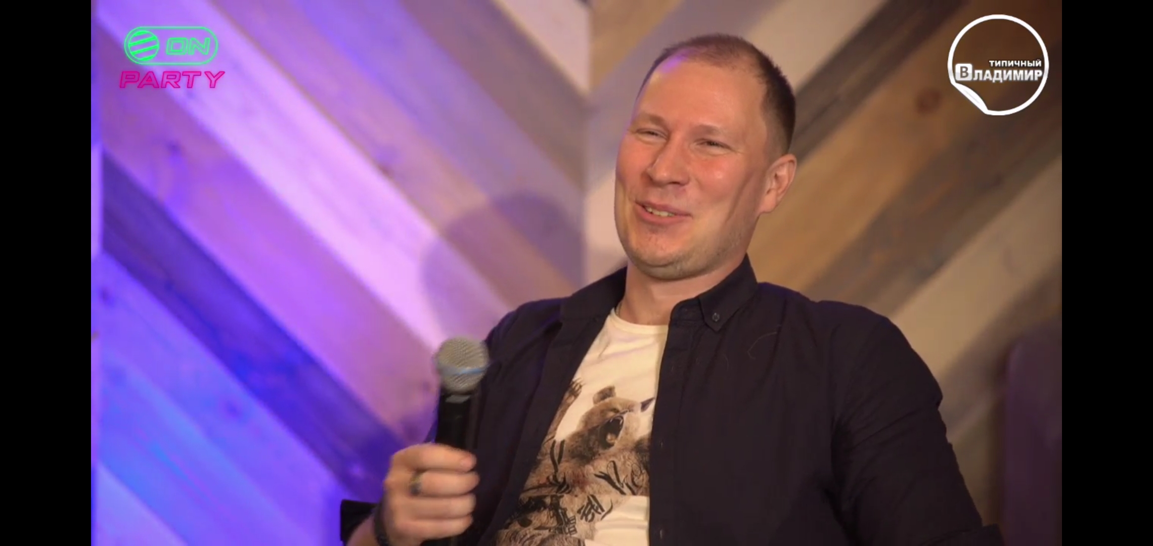 За такие шутки в социальных сетях бывают лайки. Владимирские комики опробовали на местных ведущих популярный формат прожарки в прямом эфире 