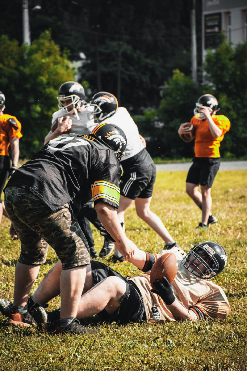 А вы знали, что во Владимире есть команда по американскому футболу? Мы тоже. Знакомьтесь: «Мустанги». Разбираемся, что такое амфут и где в него можно поиграть