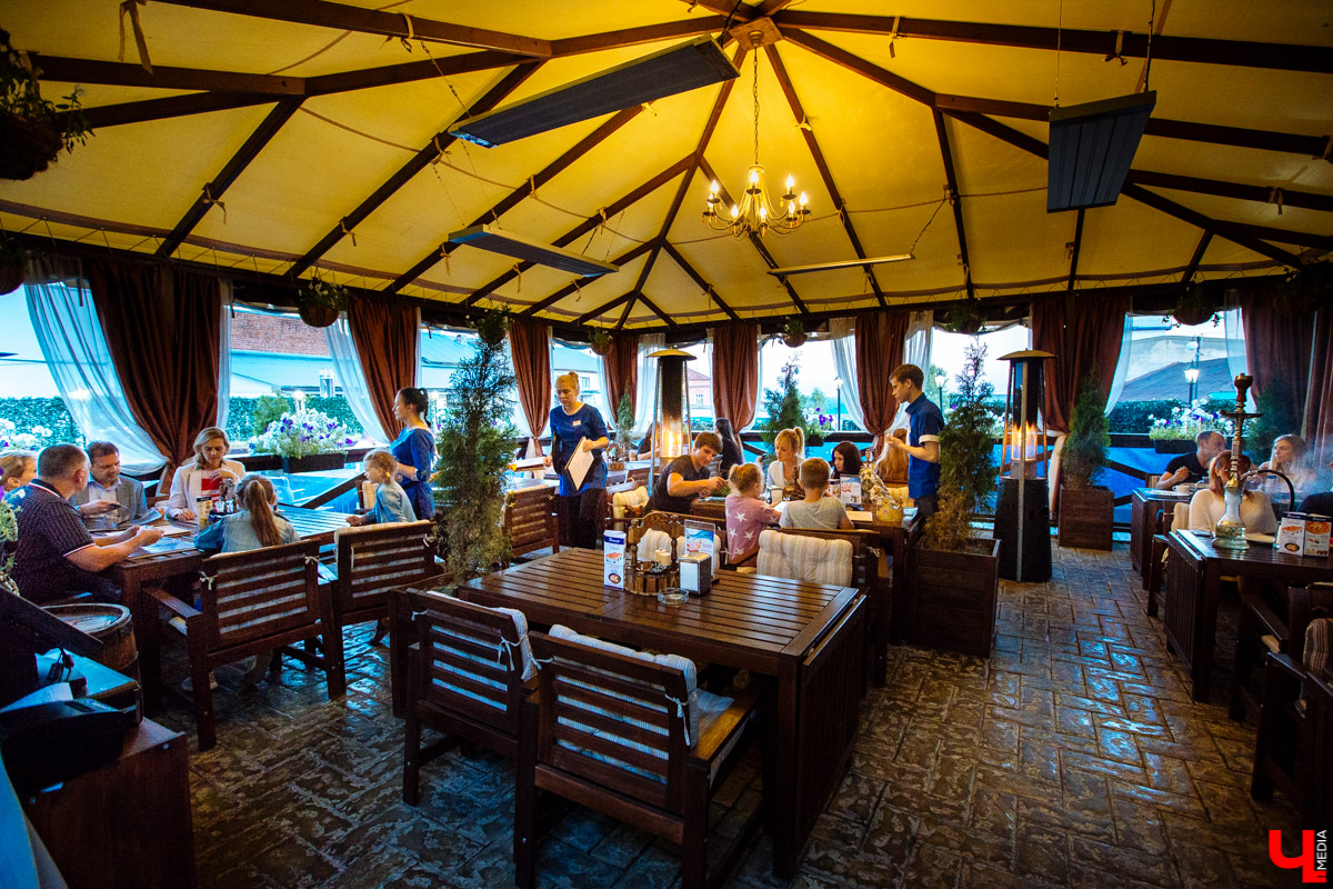 Какие кафе, рестораны и бары в центре вернулись в строй? “Ключ-Медиа” составил для вас подробный перечень вновь открывшихся локаций, уже ожидающих гостей