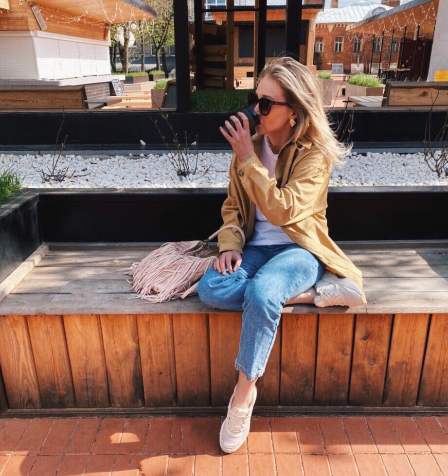 Владимирского маркетолога Аллу Гаврилову вдохновляют люди и кино. Поэтому она выбирает вещи, используя чертоги разума, как Шерлок Холмс, и иногда примеряет на себя образ «Девушки с татуировкой дракона»