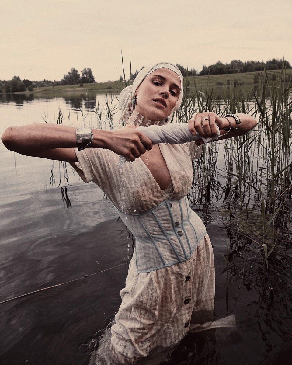 Сельская мода — это не оскорбление, особенно, если руку к ней приложила владимирская фэшн-команда с фотографом Максимом Сухаревским во главе