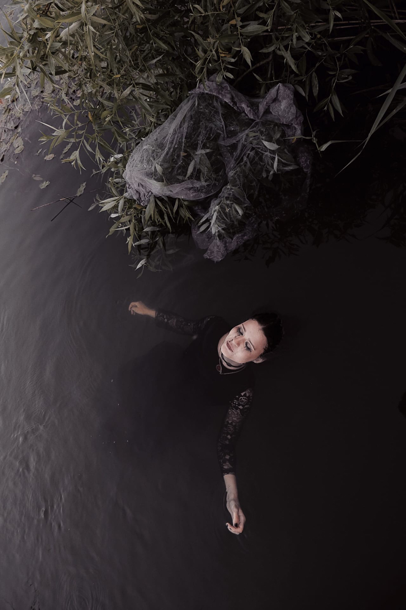 Сельская мода — это не оскорбление, особенно, если руку к ней приложила владимирская фэшн-команда с фотографом Максимом Сухаревским во главе