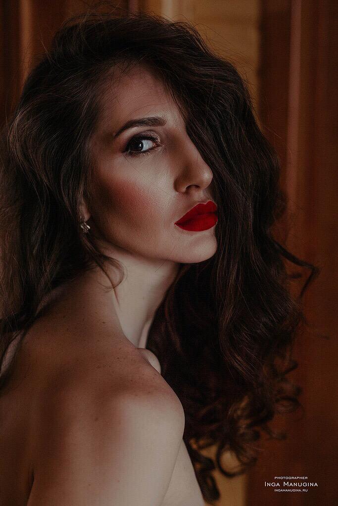 Тренер по exotic pole dance Анна Парфенова: «Когда наш танец хотят оскорбить, сравнивают со стриптизом в не самом приятном контексте. Мы же хотим отделиться от пошлой части всего этого»