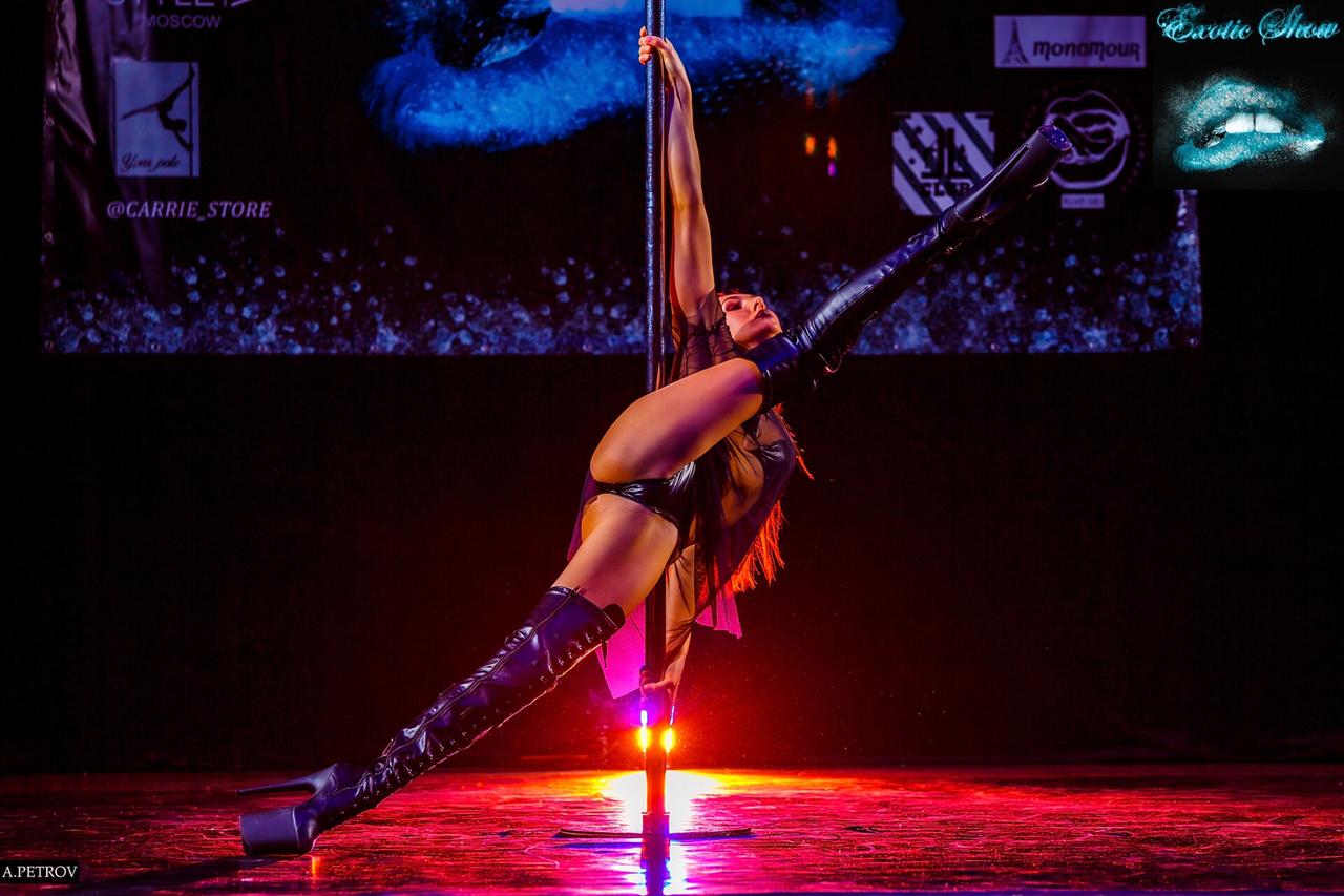 Тренер по exotic pole dance Анна Парфенова: «Когда наш танец хотят оскорбить, сравнивают со стриптизом в не самом приятном контексте. Мы же хотим отделиться от пошлой части всего этого»