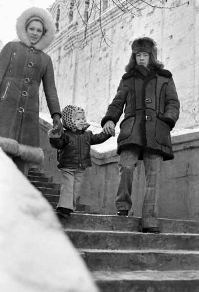 Подборка ретро-фото о детстве от Александра Пронина, создателя группы «Назад в прошлое»