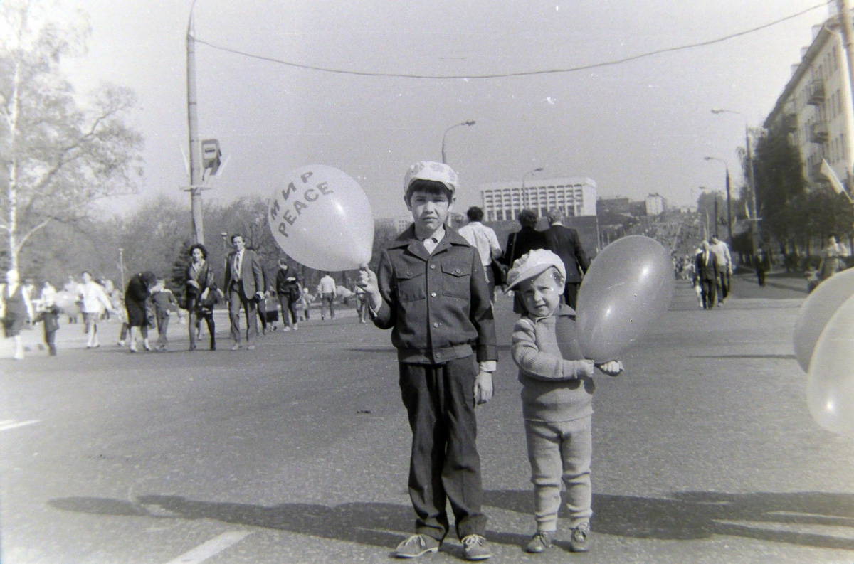 Подборка ретро-фото о детстве от Александра Пронина, создателя группы «Назад в прошлое»