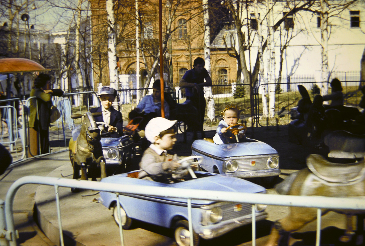 Подборка ретро-фото о детстве от Александра Пронина, создателя группы «Назад в прошлое»