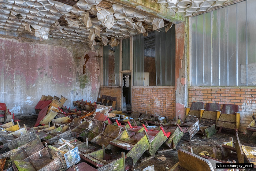 Как выглядит заброшенный текстильный комбинат в Карабаново. Фоторепортаж от Сергея Рута