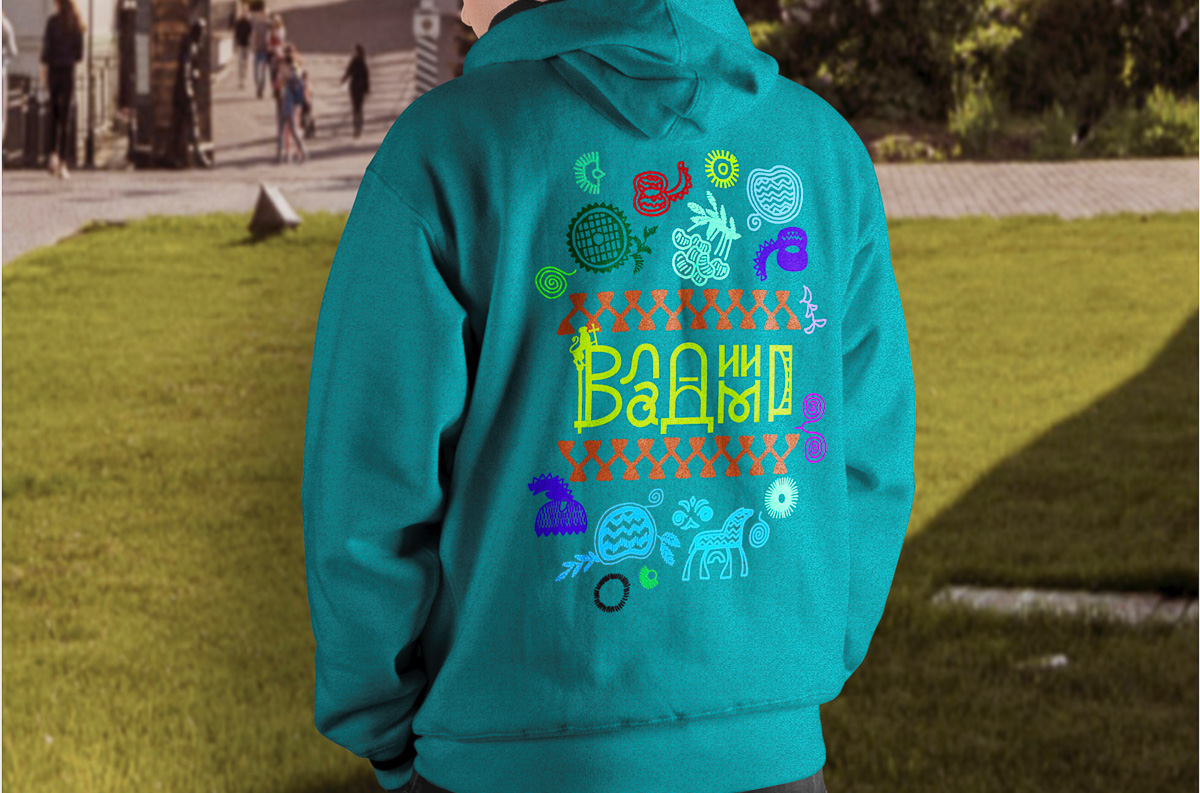 Бренд города Владимира постепенно обретает очертания. Дизайнеры поделились результатами полугодовой работы и опубликовали 8 вариантов логотипов