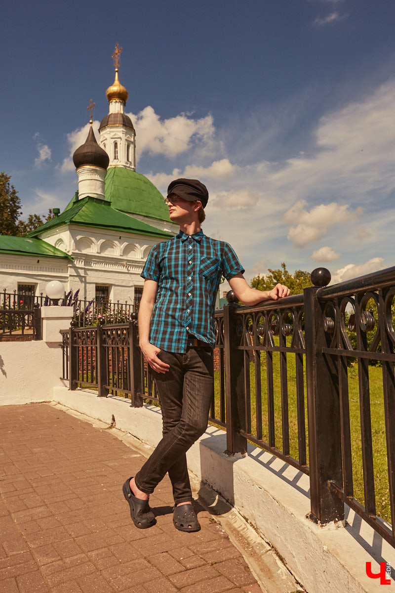 Местный тяжелый фолк вернулся из самоизоляции. Володимѣръ нашел вектор творческого развития, готовится к выступлениям и выпустил трек «Сила не соль мира»