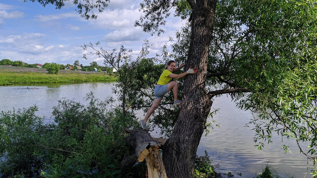 Самоизоляция закончилась, владимирцы вышли на улицы убирать ее плоды. Рассказываем о народном экопроекте «Береги Маму», к которомуу может присоединиться каждый, а также узнаем у ковровской Королевы России подробности об экологической обстановке в области