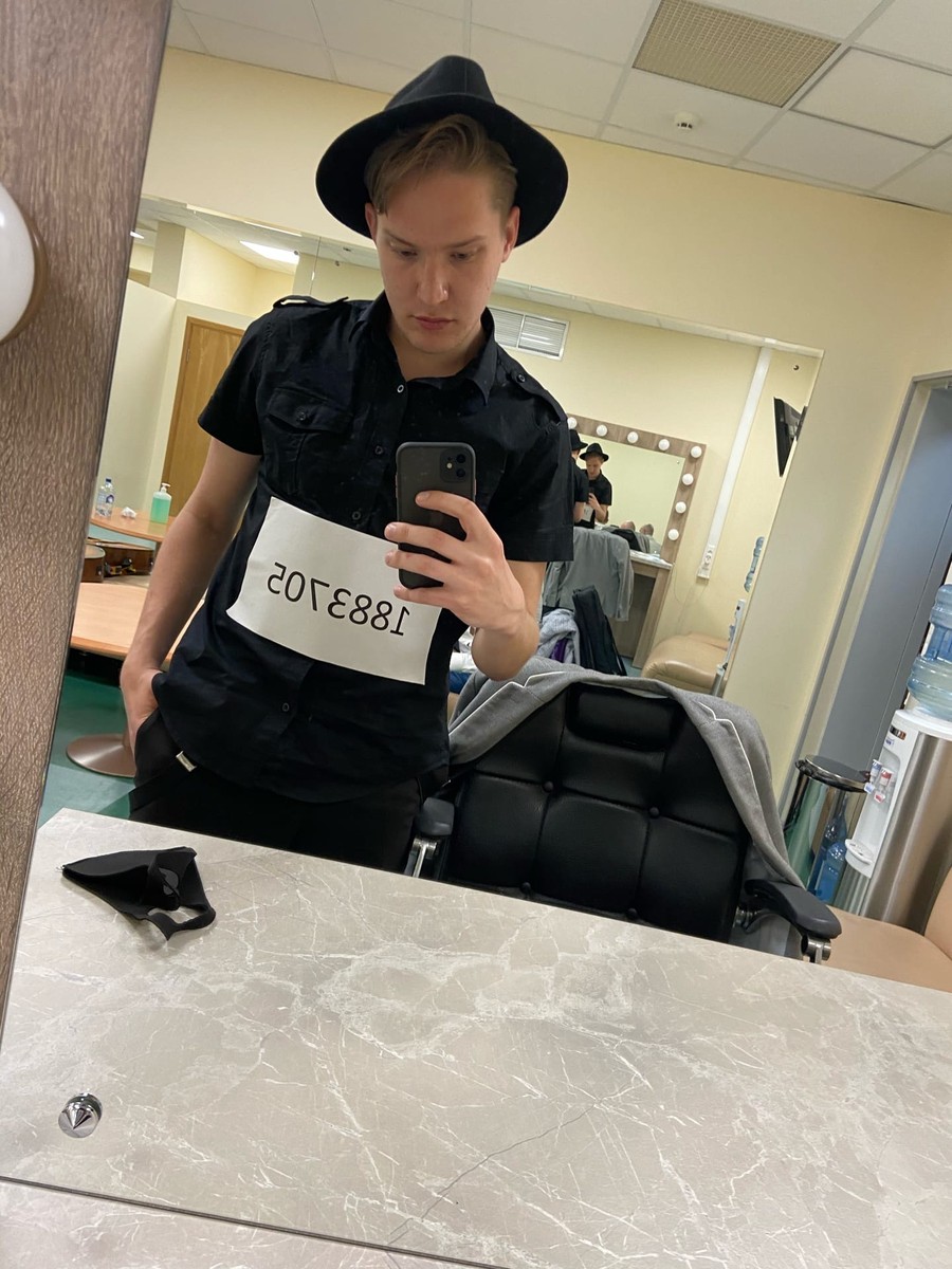 Певец Игорь Санковский принял участие в кастинге шоу «Голос». Он рассказал подробности происходящего на сцене и поделился своими впечатлениями от прослушивания